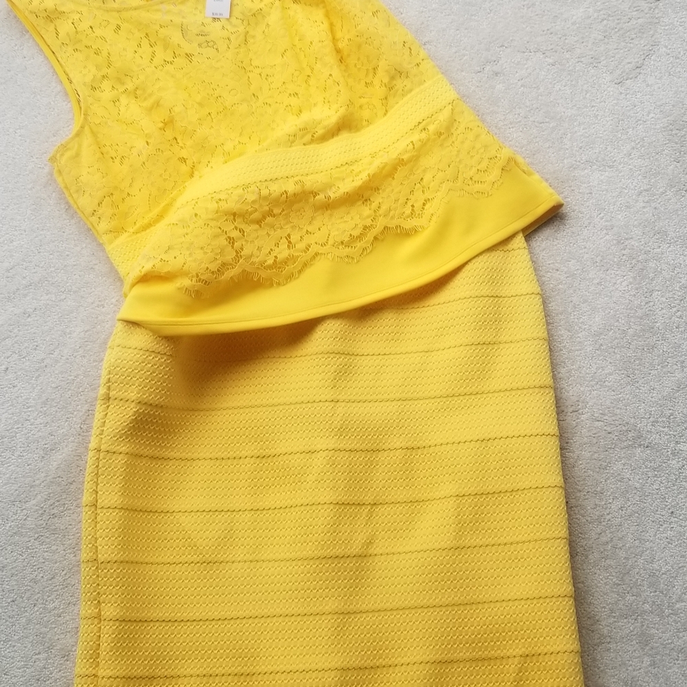NY&C-Women's sz lg. Yellow, 2 piece set